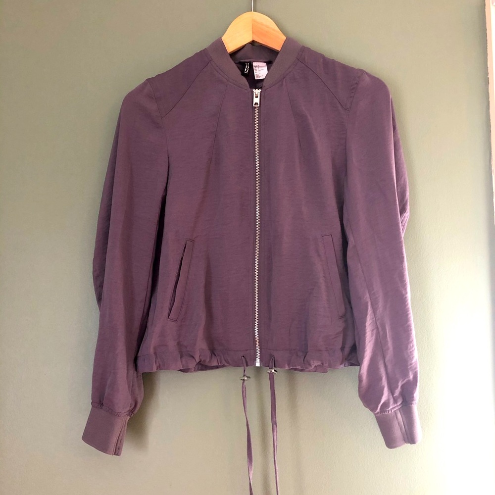 H&M Casual business jacket in pearl grey.